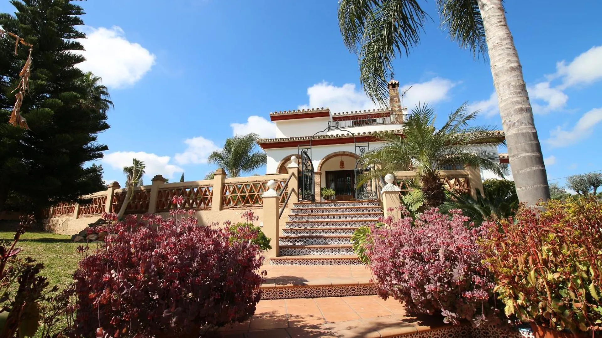 Villa El Paraiso Tropical En Malaga Alhaurin de la Torre Spain